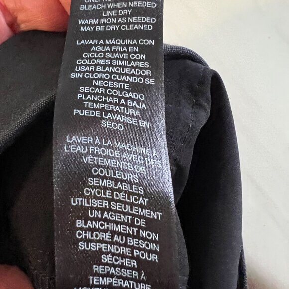 White House Black Market Perfect Form Black Pants - Straight Crop - Size 2 - Picture 7 of 13